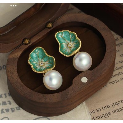 Chinese style oil painting texture freshwater pearl flower earrings enamel silver needle earrings light luxury and high-end new Chinese style earrings