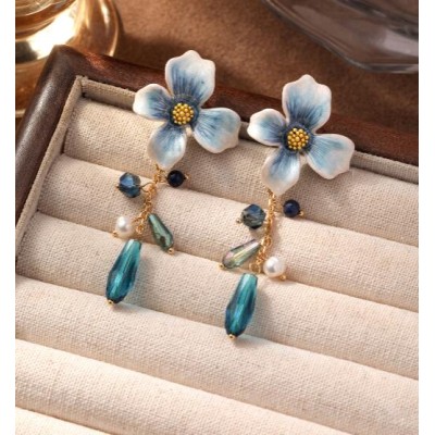 Flower style new Chinese style earrings with a retro and high-end feel 925 silver needles, light luxury and versatile, niche and fashionable tassel earrings