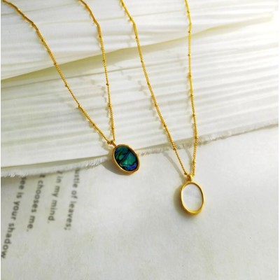 Copper plated Real gold Vintage Grandmother Green geometric pendant necklace Personality irregular shell choker collarbone chain