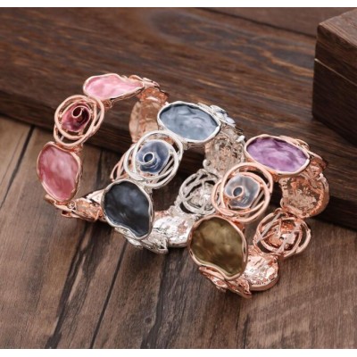 Original new blue rose hollowed-out alloy bracelet Creative rose ladies all-in-one bracelet