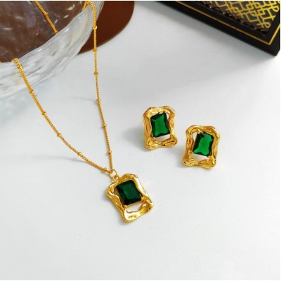 Copper plated real gold European and American grandmother green zircon earrings and necklace 